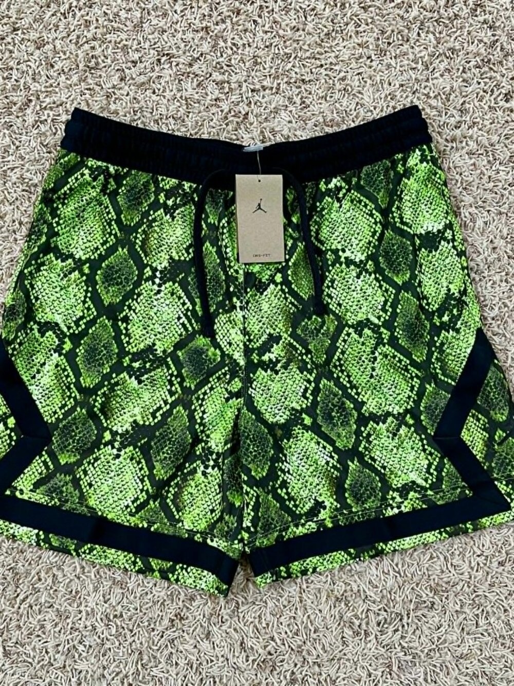 Jordan Sport Men's Dri-FIT Mesh Diamond Shorts Electric Green HF9907-358, Size L